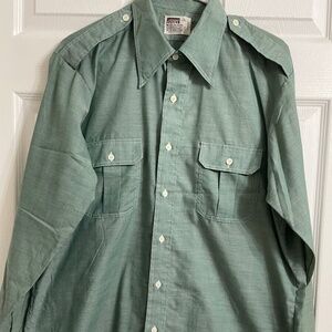 Montgomery Ward vintage men’s lightweight no iron button down size L
